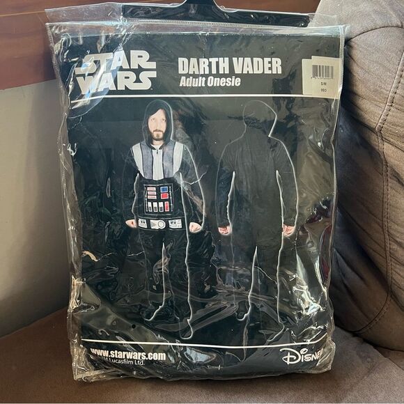Star Wars Darth Vader Adult One Piece Jumpsuit Costume Size S/M - Picture 1 of 5